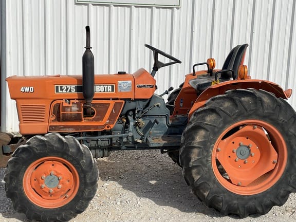 Main image Kubota L275