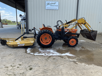 Main image Kubota L275