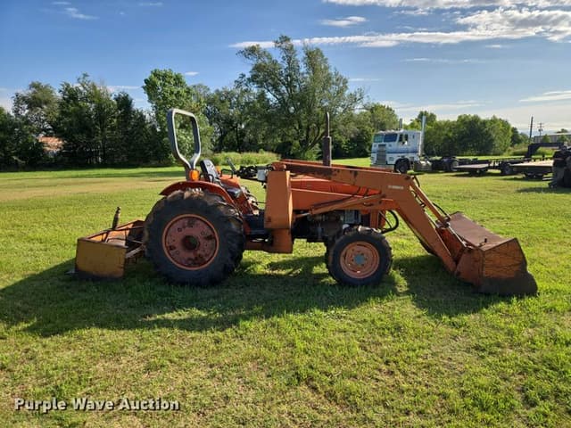 Image of Kubota L355 equipment image 3