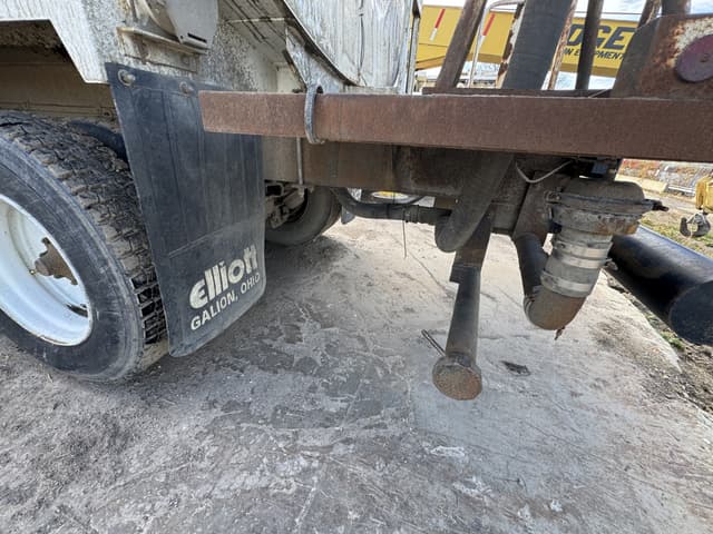 Image of Mack R686ST equipment image 4