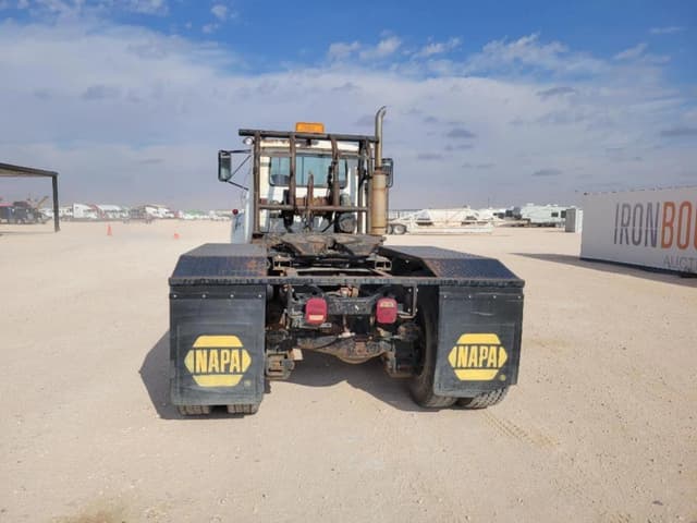 Image of Mack R686ST equipment image 3