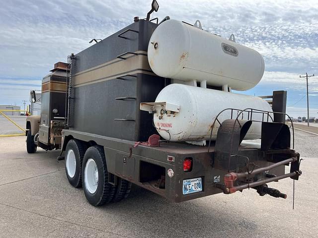 Image of Mack RD685S equipment image 4