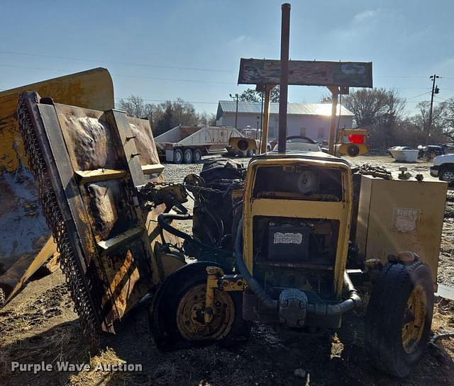 Image of Massey Ferguson 275 equipment image 1