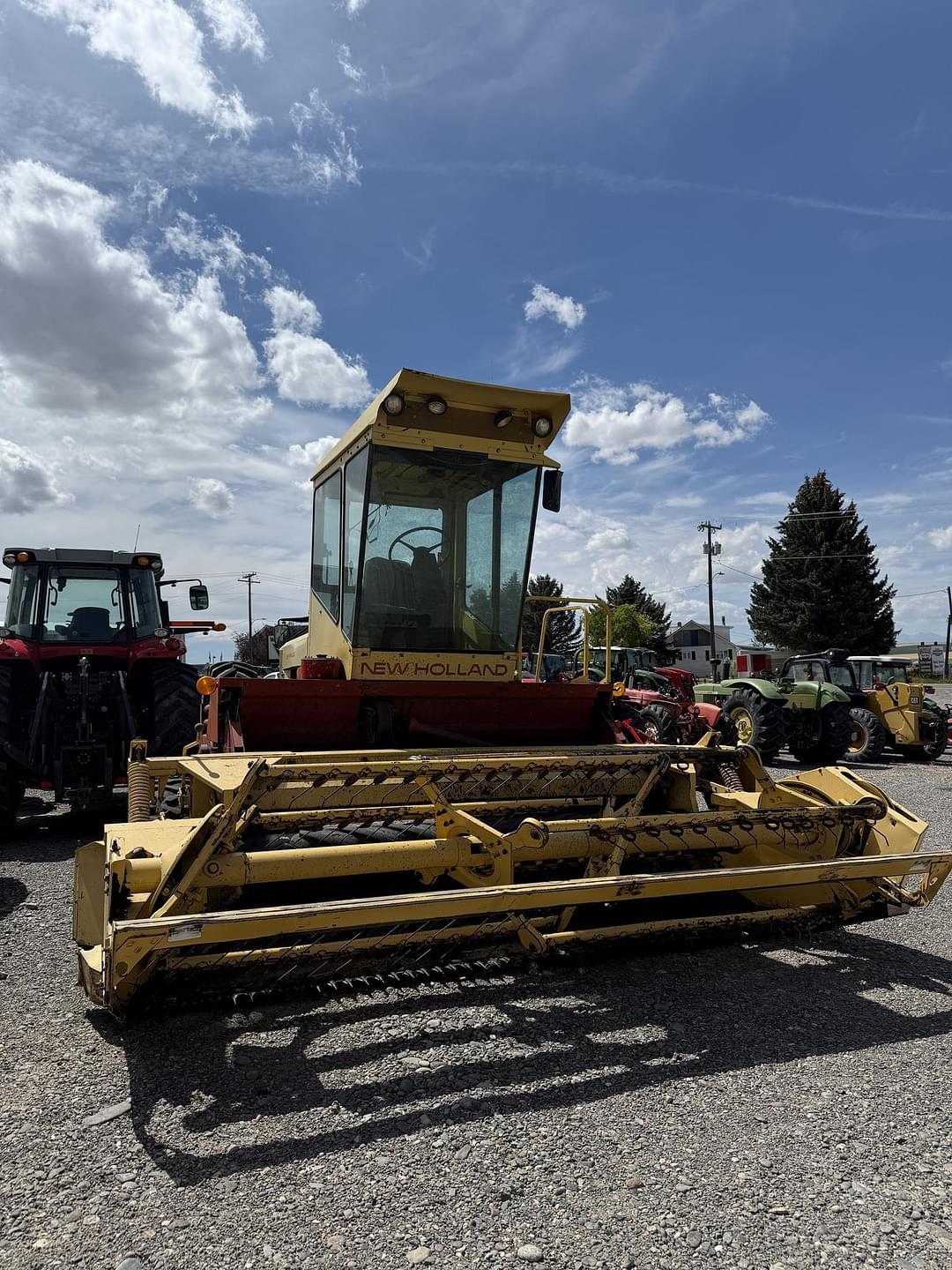 Image of New Holland 1495 Primary image