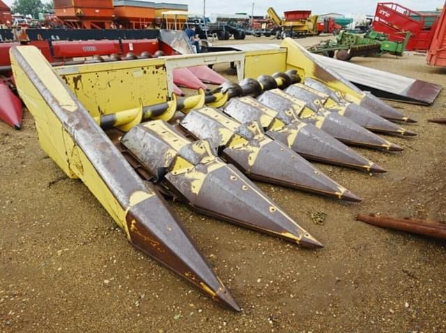 Image of New Holland 974 equipment image 1
