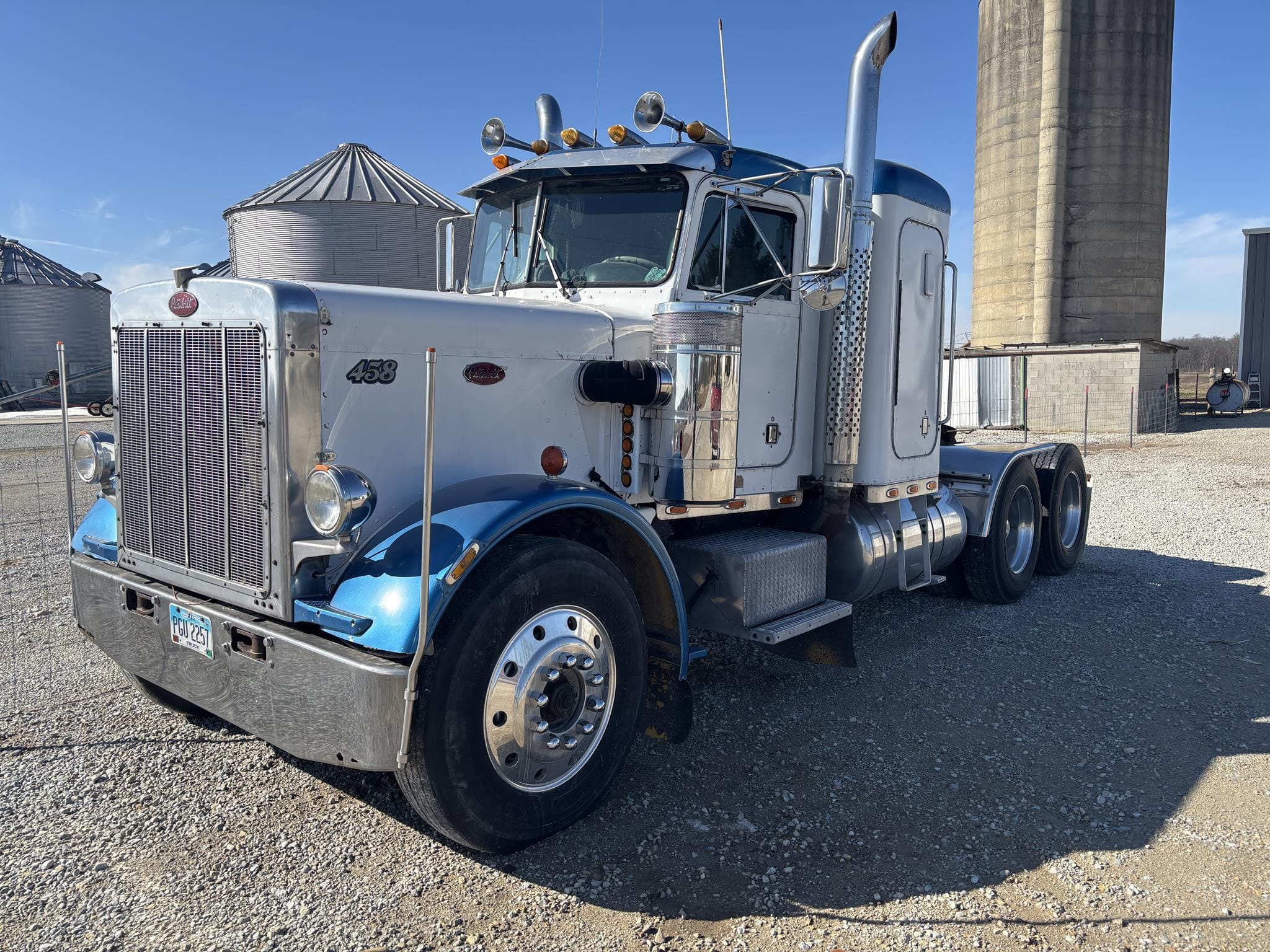 1982 Peterbilt 359 Equipment Image0