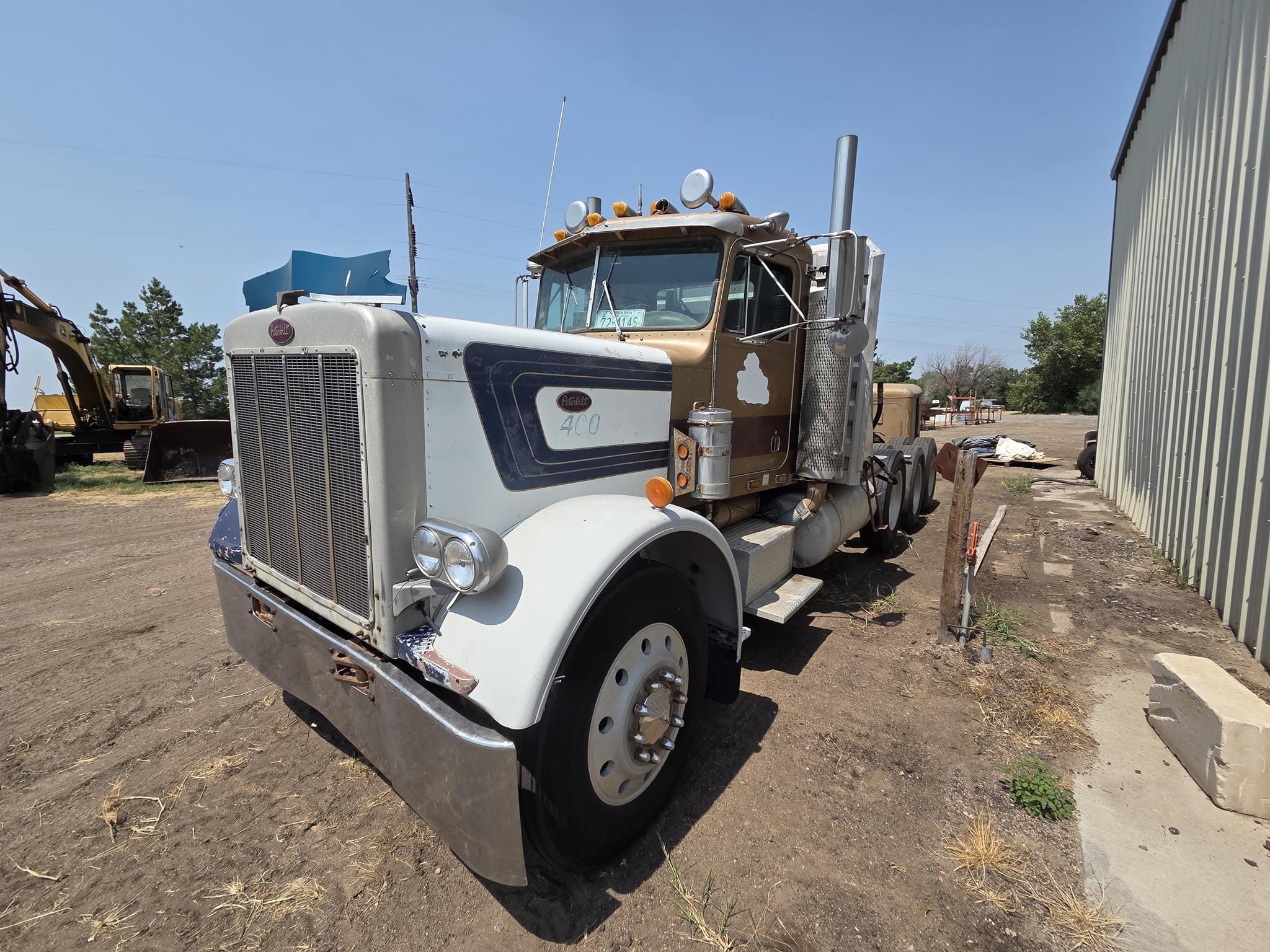 1982 Peterbilt 359 Equipment Image0