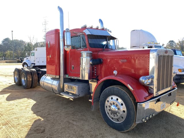 Image of Peterbilt 359 equipment image 3