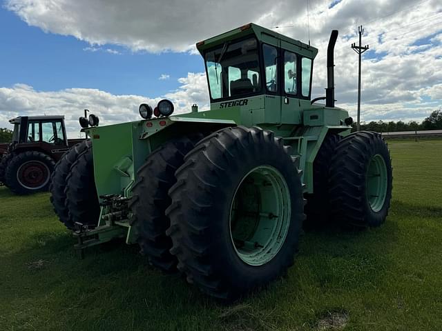 Image of Steiger Panther II ST-310 equipment image 2