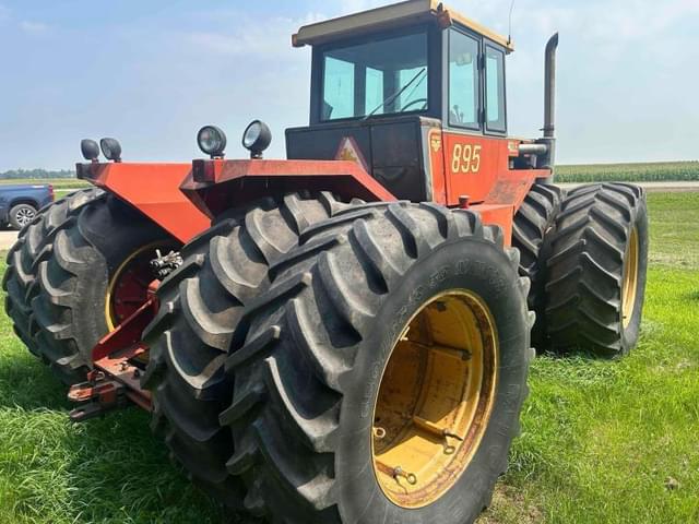 Image of Versatile 895 equipment image 4