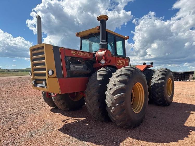 1982 Versatile 950 Equipment Image0