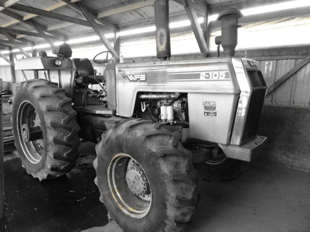 Main image White 2-105