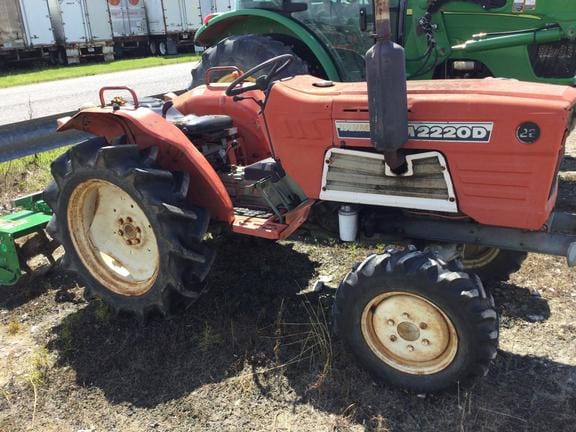 Main image Yanmar YM2220