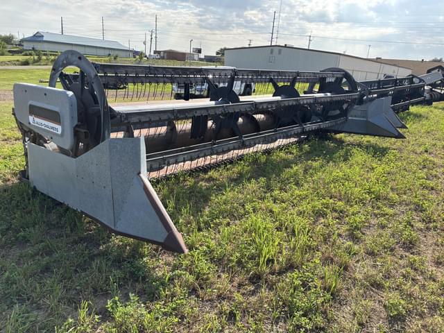 Image of Allis Chalmers 320 equipment image 2