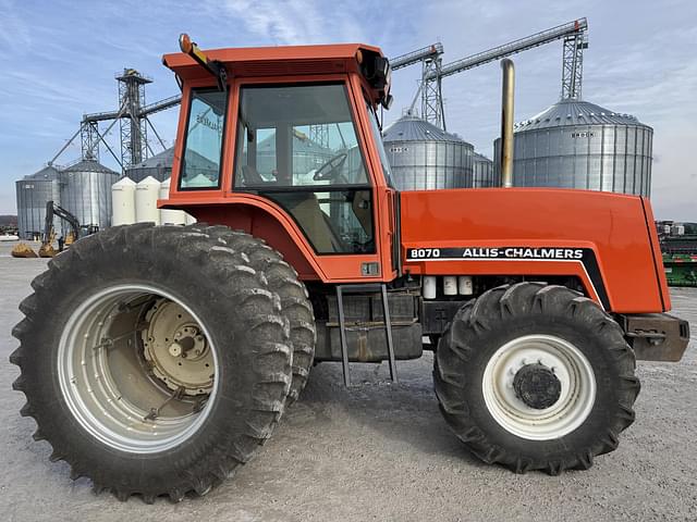 Image of Allis Chalmers 8070 equipment image 3