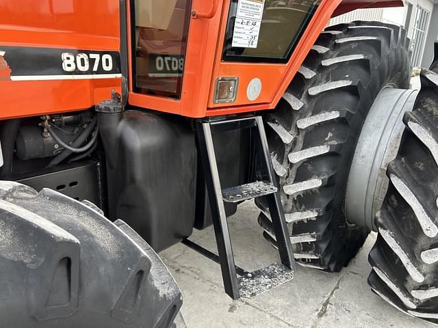 Image of Allis Chalmers 8070 equipment image 4