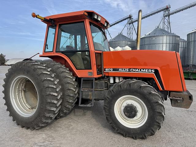 Image of Allis Chalmers 8070 equipment image 1