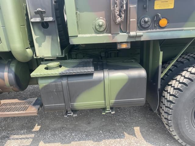 Image of AM General M923 equipment image 4