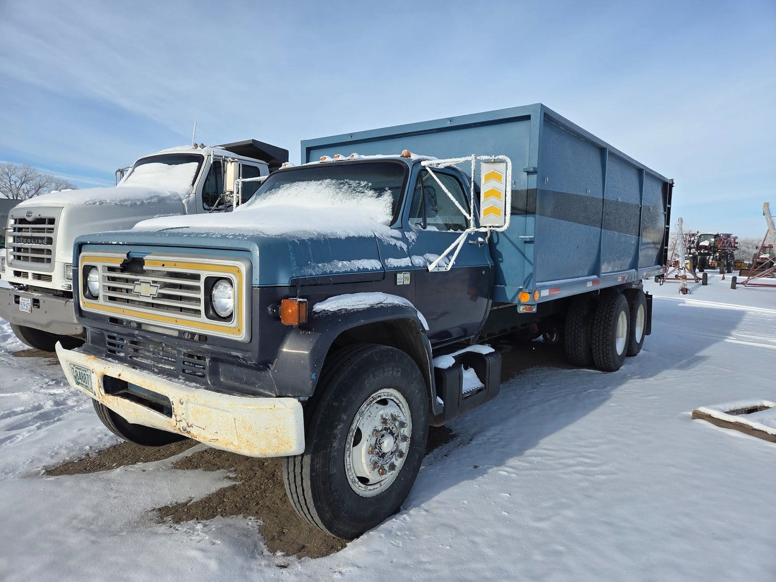 1983 Chevrolet C70 Equipment Image0