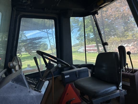 Image of Case 580D equipment image 4