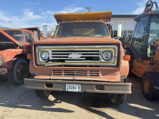 Image of Chevrolet 70 equipment image 1