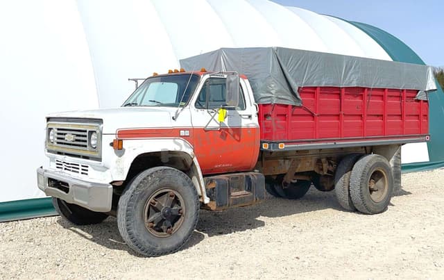 Image of Chevrolet C70 equipment image 2