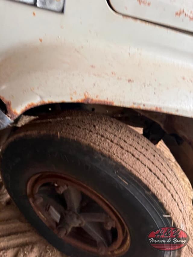 Image of Chevrolet C70 equipment image 3