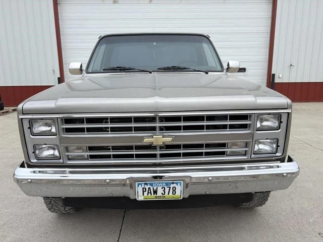 Image of Chevrolet K20 equipment image 4