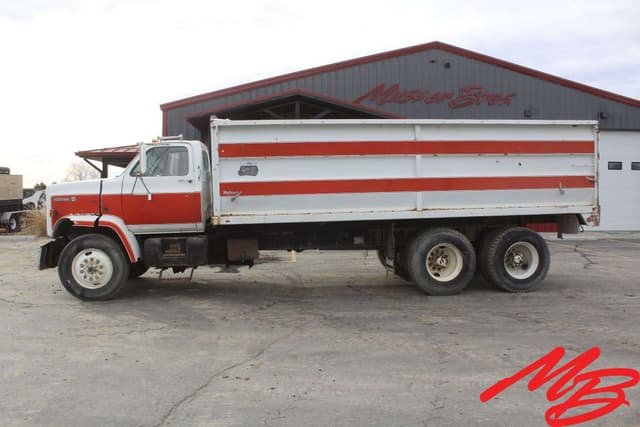 Image of Chevrolet Kodiak equipment image 1