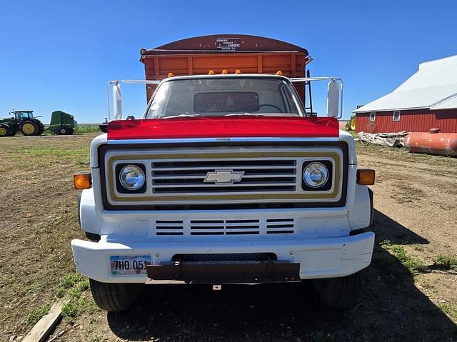 Image of Chevrolet 70 equipment image 1