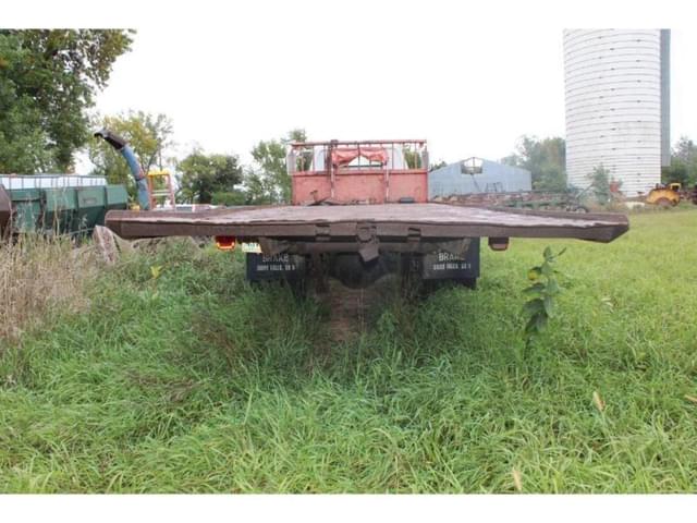 Image of Chevrolet C70 equipment image 4