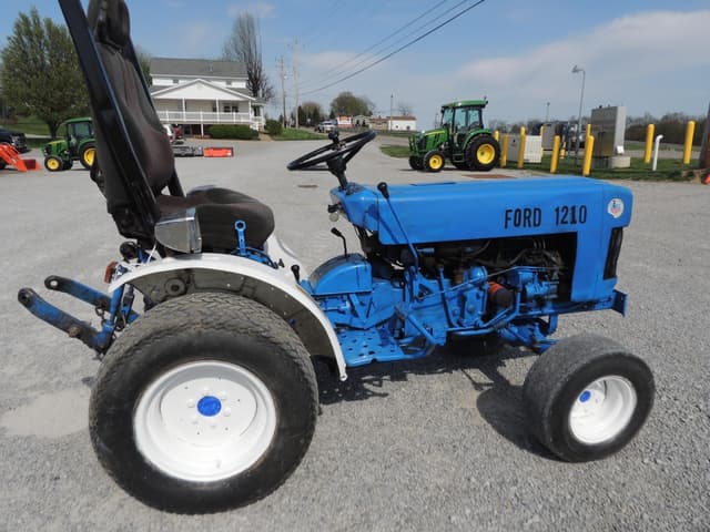 Image of Ford 1210 equipment image 3