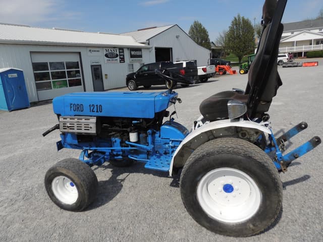 Image of Ford 1210 equipment image 1