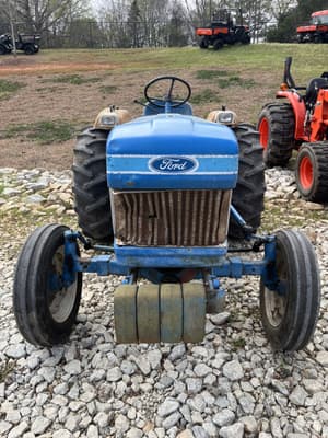 1983 Ford 1910 Image