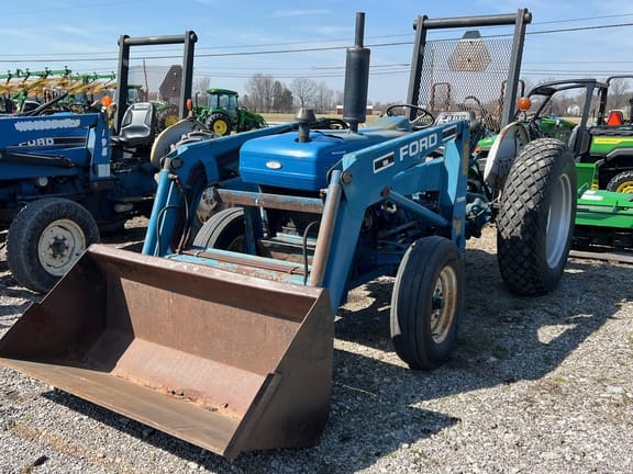 Main image Ford 2910