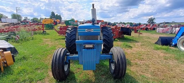 Image of Ford 5610 equipment image 2