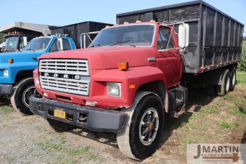 Image of Ford 800 Primary image