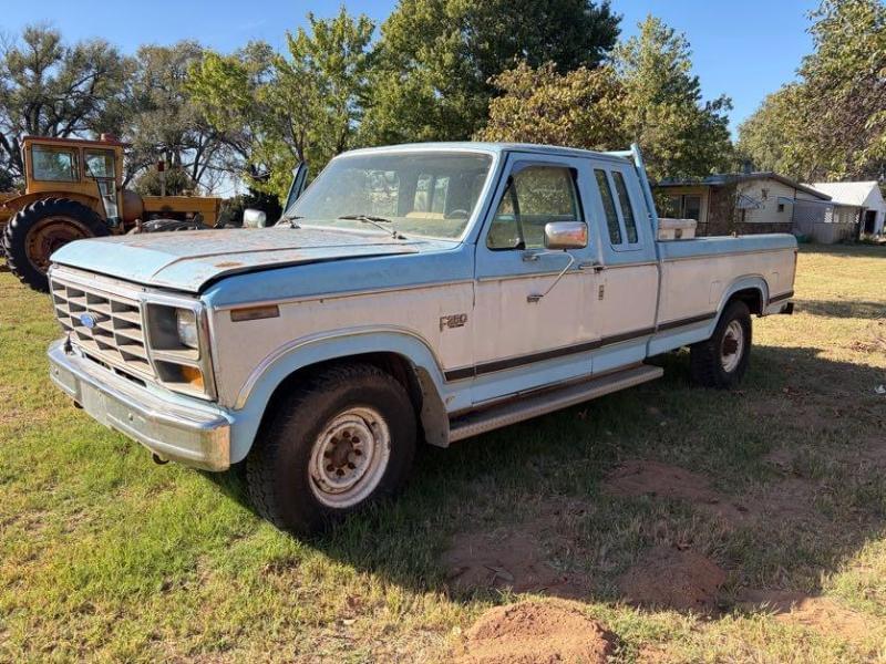 Image of Ford F-250 Primary image