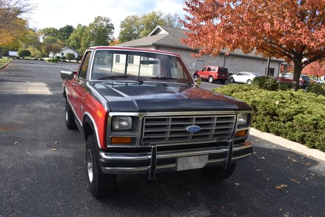 Image of Ford F-150 equipment image 2