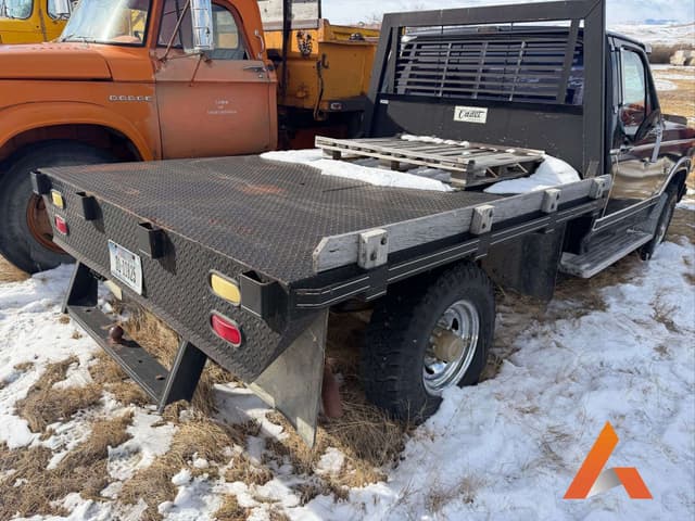 Image of Ford F-250 equipment image 3