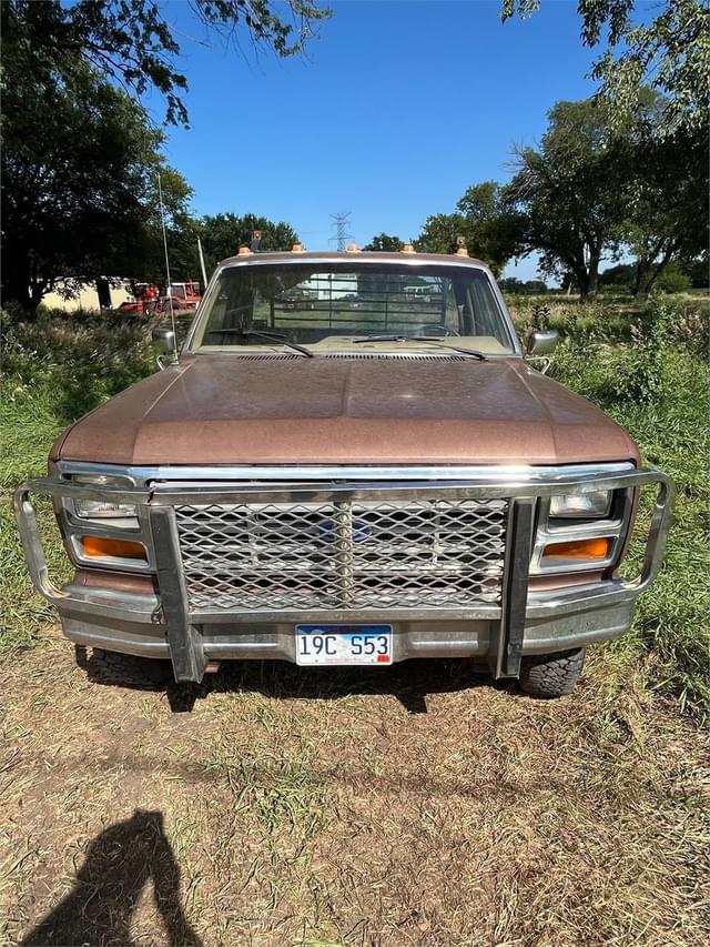 Image of Ford F-250 equipment image 4