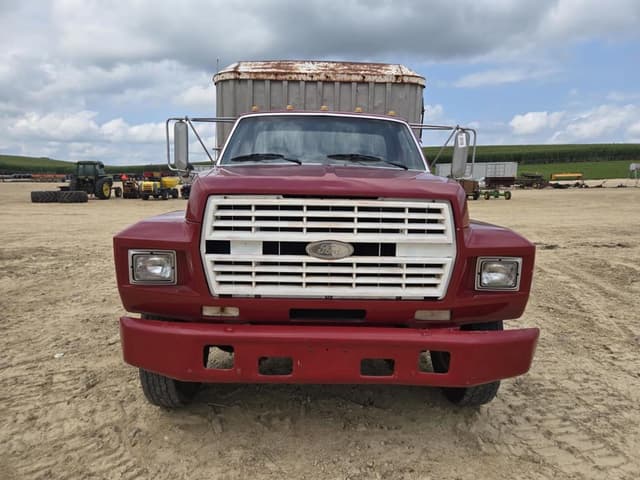 Image of Ford F600 equipment image 1