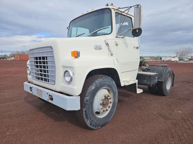 Image of Ford LN7000 equipment image 1