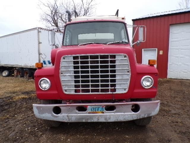 Image of Ford LN8000 equipment image 2