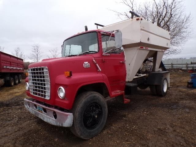 Image of Ford LN8000 equipment image 1