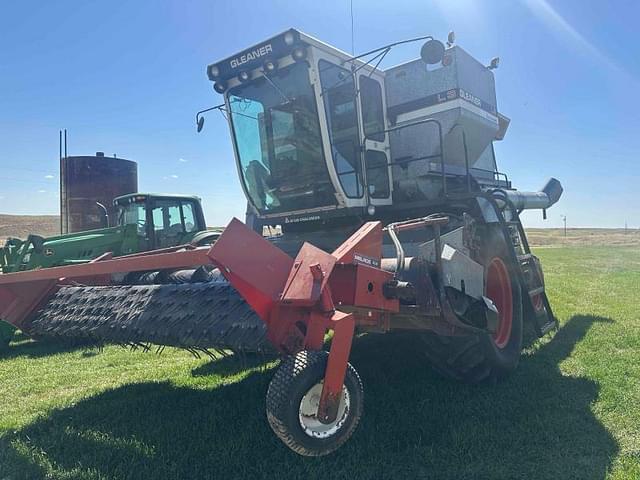 Image of Gleaner L3 equipment image 1