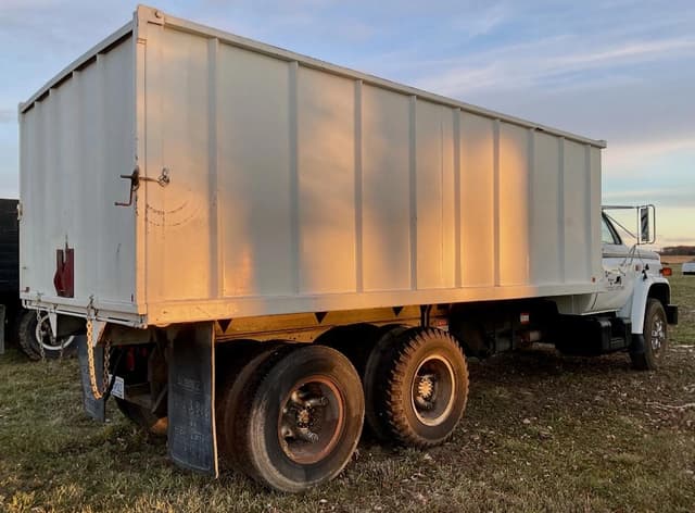 Image of GMC 7000 equipment image 4