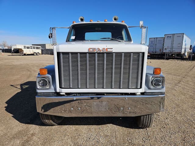 Image of GMC Brigadier equipment image 2