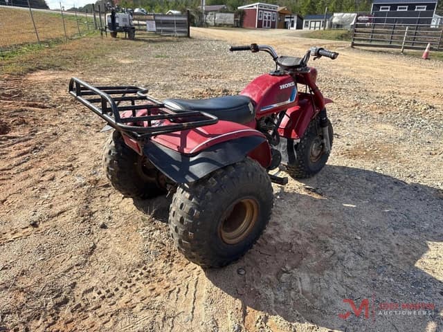 Image of Honda 185 equipment image 1