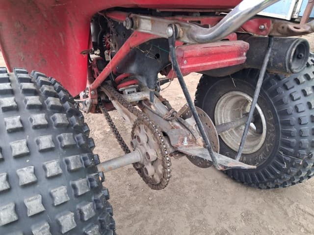 Image of Honda ATC200 equipment image 2